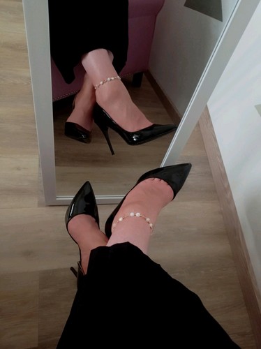 High heels pumps lack - heels,