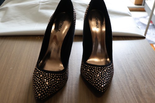 High heels getragen - heels, schwartz